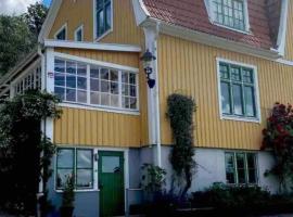 Villa Björkliden B&B, hotel Tenhult városában