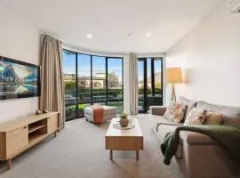 The Beacon - 2 Bedroom Town Centre Apartment 620