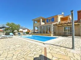 House Golubovo 2326