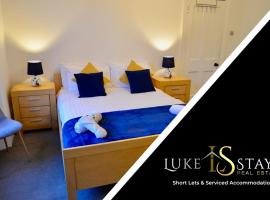 Luke Stays - Sandringham, hotell i High Heaton