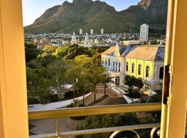 Cape Town Hollow Boutique Hotel, hotel in: Cape Town CBD, Kaapstad