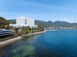 Grand Mercure Beppu Bay Resort & Spa, hotelli kohteessa Beppu