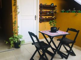 Apartamento Mobiliado Para Festa do Tomate, pet-friendly hotel in Paty do Alferes