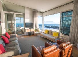 Bokkombaai: Bloubergstrand'da bir otel