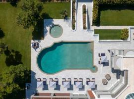 Villa Utopia, Private Estate at Loutraki Hills, hotel v destinaci Korint
