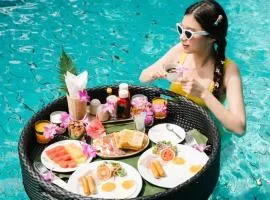 Le Indochina Hotel & Beach Da Nang City, hotel in Danang