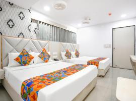 FabHotel Grey Sky, hotel with parking in Gandhinagar