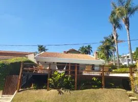 Casa Temporada em Frente ao Lago - Escarpas do Lago - Capitólio