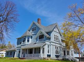 Andy's Blue House, homestay di Charlottetown