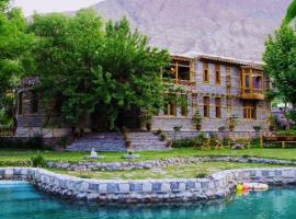 Riverdale, pet-friendly hotel in Gilgit