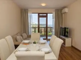 Hearth Of Balchik Sea View And Pool