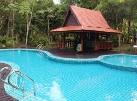 Marisa Resort & Spa Chiang Dao, viešbutis su baseinais mieste Ban Muang Ngai