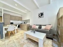 Grand Studio au Coeur de la Vieille Ville Clim