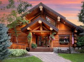 Lochsa Lodge, cabin in Lolo