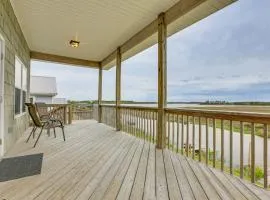 Family-Friendly Waterfront Oasis 7 Miles to Beach