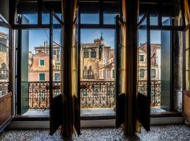 Savoia e jolanda Apartments, hotelli Venetsiassa