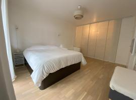 Bed and Breakfast Nanterre, Privatzimmer in Nanterre