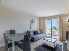 Vue mer, Terrasse, 5 min du centre, готель в Антібі