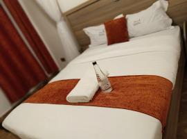 Caravan serviced 2 bedroom apartments, hotel in Kakamega