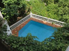 One bedroom apartement with shared pool enclosed garden and wifi at San Antolin de Ibias、San Antolínの格安ホテル