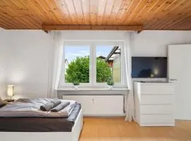 RI01 Apartment mit großem Balkon