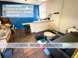 La Liberté - Poitiers - La Conciergerie.