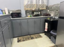 3 bedroom, ξενοδοχείο σε New Amsterdam