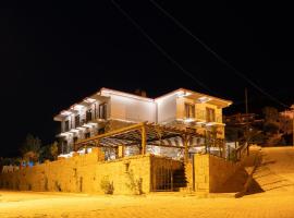 TERRA GAİA Hotel, hotel pre rodiny v destinácii Gokceada