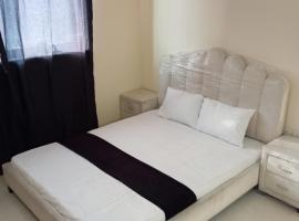 Booking to preferred room, habitación en casa particular en Sharjah