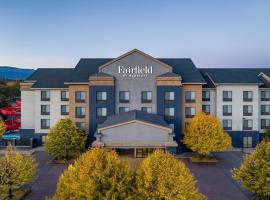 Fairfield Inn & Suites by Marriott Kelowna – hotel w mieście Kelowna
