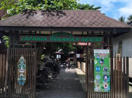 Lapauta Derawan Resort, hotel v mestu Derawan Islands