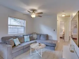 Jupiter Townhome with Patio about 6 Mi to Beach!