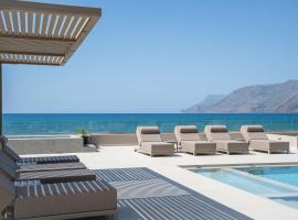 LUXURY VILLA EOS Beachfront 20 metres from the sea, hotel v destinaci Nopíyia