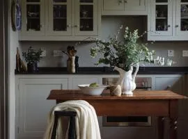 Elm Tree Cottage