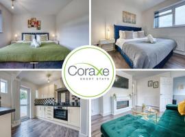 3 Bedroom Luxe Living for Contractors and Families by Coraxe Short Stays, feriebolig i Dudley