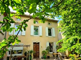 Chambre d'hôtes Les Berges de l'Aude - B&B - Proche Canal du midi & Carcassonne，位于Puicheric的酒店