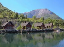 Fjordhytte-4 nahe Trolltunga, Hardanger, direkt am Maurangerfjord in besonders attraktiver Umgebung