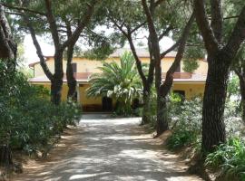 PODERE OSLAVIA AZ.AGR.BIO GIANNINI, hotel in Alberese