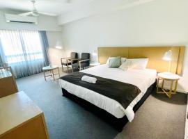 2 bedroom apartment with City view, hotell i Darwin