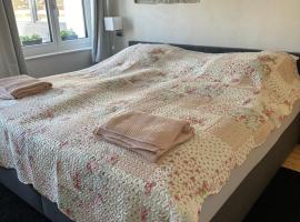 Apartment Rosalie im Südburgenland - Kirchfidisch, Hauptstraße 10, hotel v destinaci Stössing
