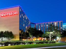 Sheraton Houston Brookhollow Hotel, hotelli Houstonissa