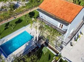 Villa Carpenter