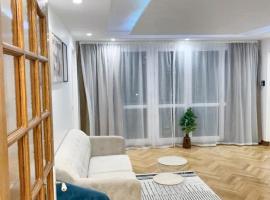 Appartement de 3 chambres avec balcon et wifi a Bobigny, hotel with parking in Bobigny