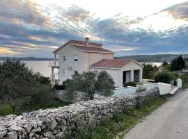 Villa Mebelle mit Meerblick, hotel in Jasenice