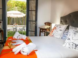 Les Canoubiers Luxe et sérénité au cœur de Saint-Tropez Suites spacieuses avec jardin enchanteur, guest house in Saint-Tropez