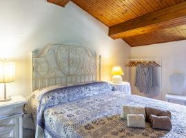 Domino Cottage - Monteggiori، فندق في Santa Lucia