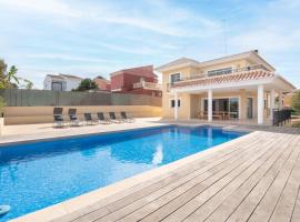 Luxury villa with swimmingpool, holiday rental in Alginet