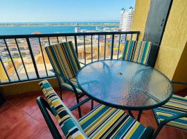 Porto Marina hotel chalet seaview - شاليه فندقي بورتو مارينا مارينا 3 الساحل الشمالي فيو بحر و بحيرة, aparthotel di El Alamein
