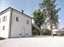 La Villa Suite 1, Ferienwohnung in Fabriano
