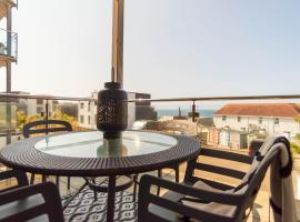 2-bedroom Apartment - Fistral Beach, hotel i Newquay